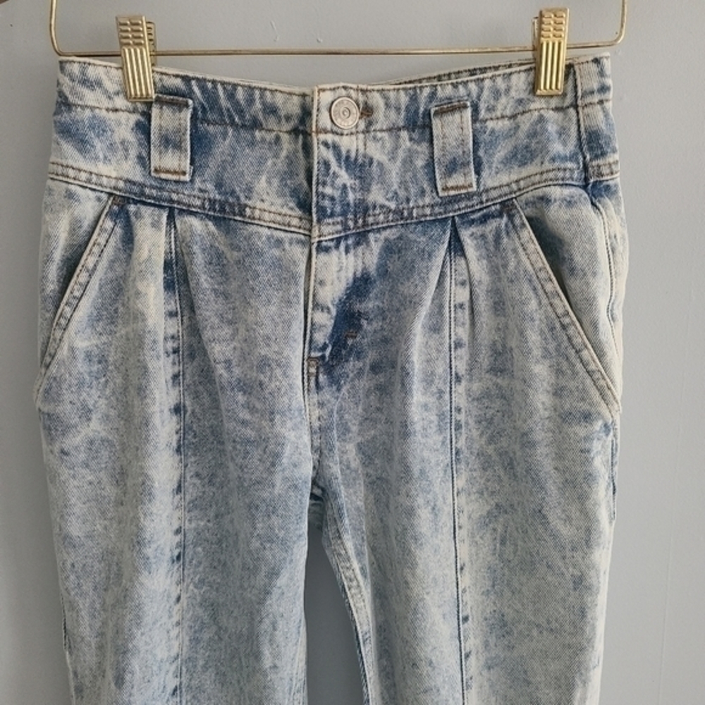 Urban Outfitters BDG Stonewash Carrot Jeans - Picture 2 of 5